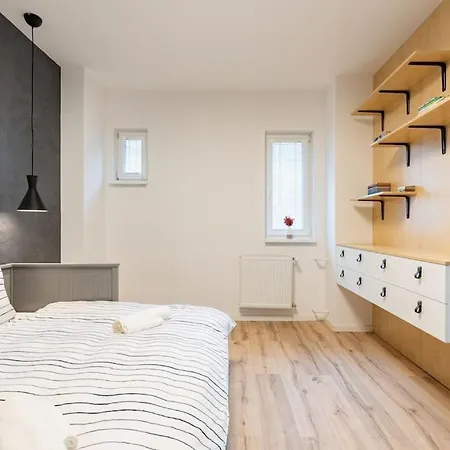 Apartamento Winter Haven Modern Retreat In *