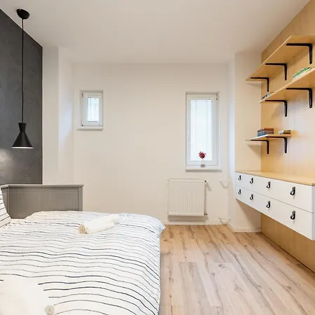Winter Haven Modern Retreat In Apartment Bratislava