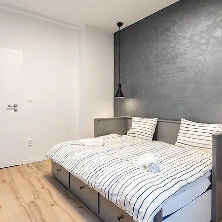 Winter Haven Modern Retreat In Apartment Bratislava