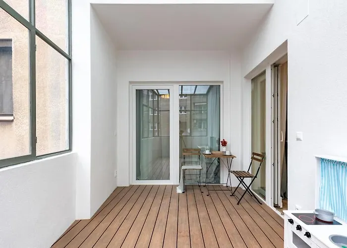 Winter Haven Modern Retreat In 아파트 *