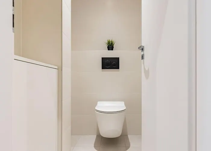 Winter Haven Modern Retreat In