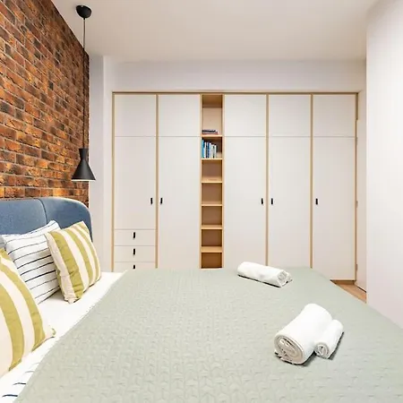 Winter Haven Modern Retreat In Apartment