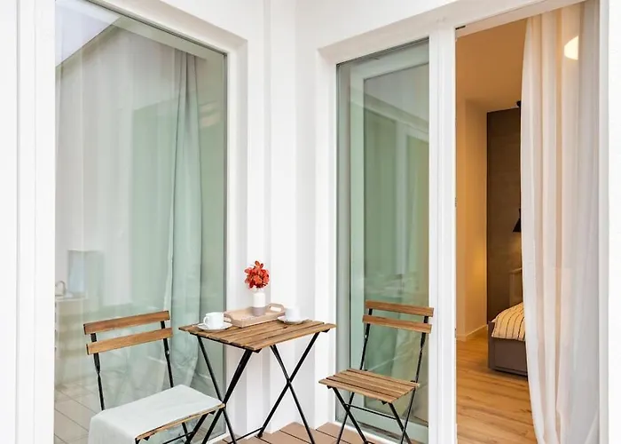 Winter Haven Modern Retreat In Lägenhet Bratislava